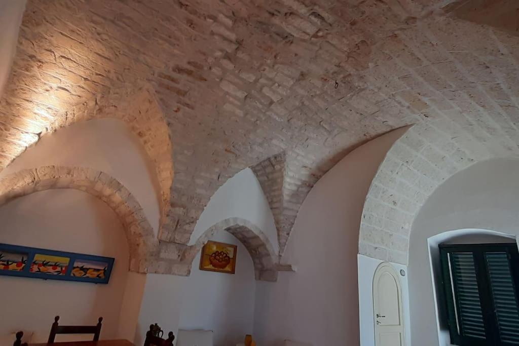 Dimora Lavinia Casa Vacanze Centro Storico Остуни Экстерьер фото
