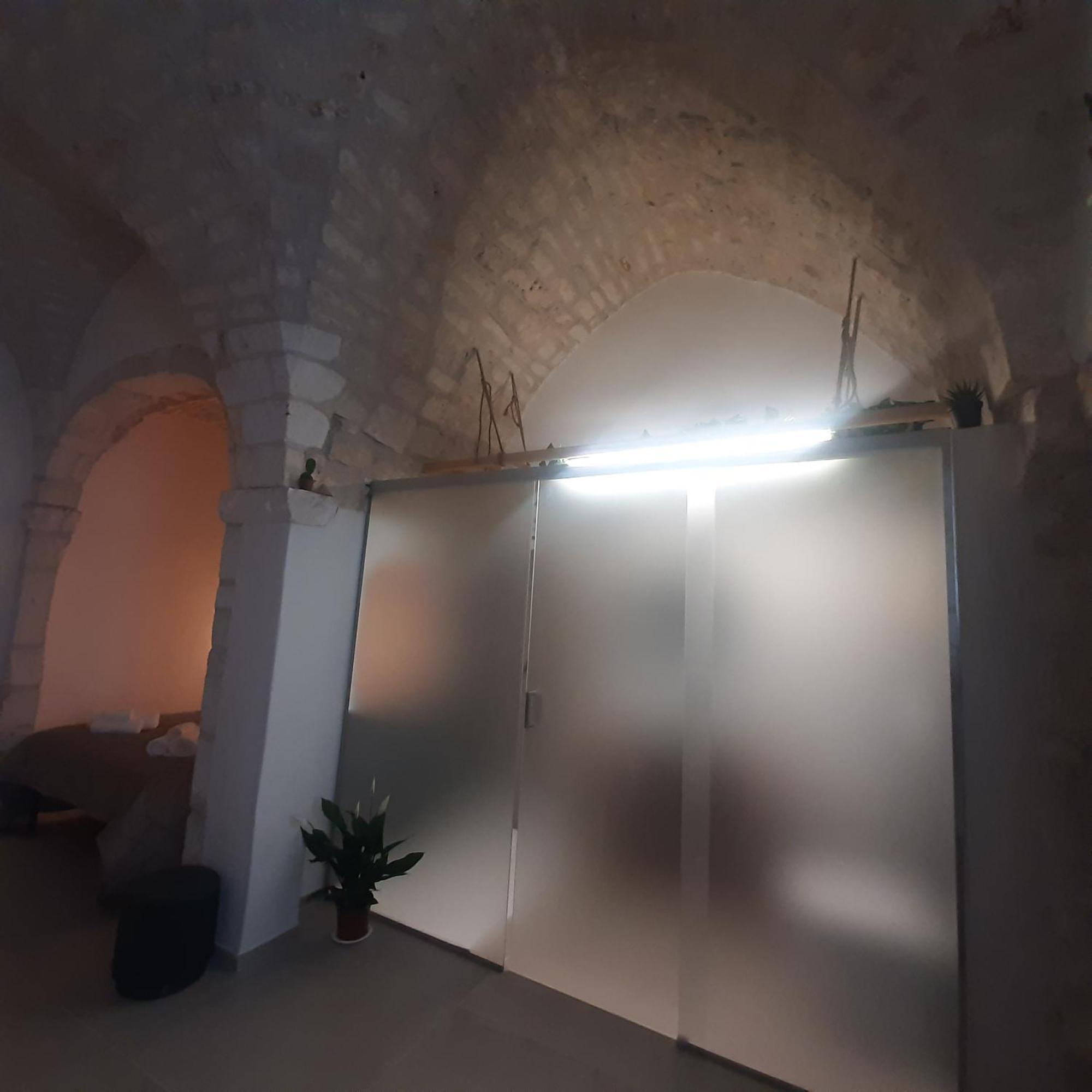 Dimora Lavinia Casa Vacanze Centro Storico Остуни Экстерьер фото