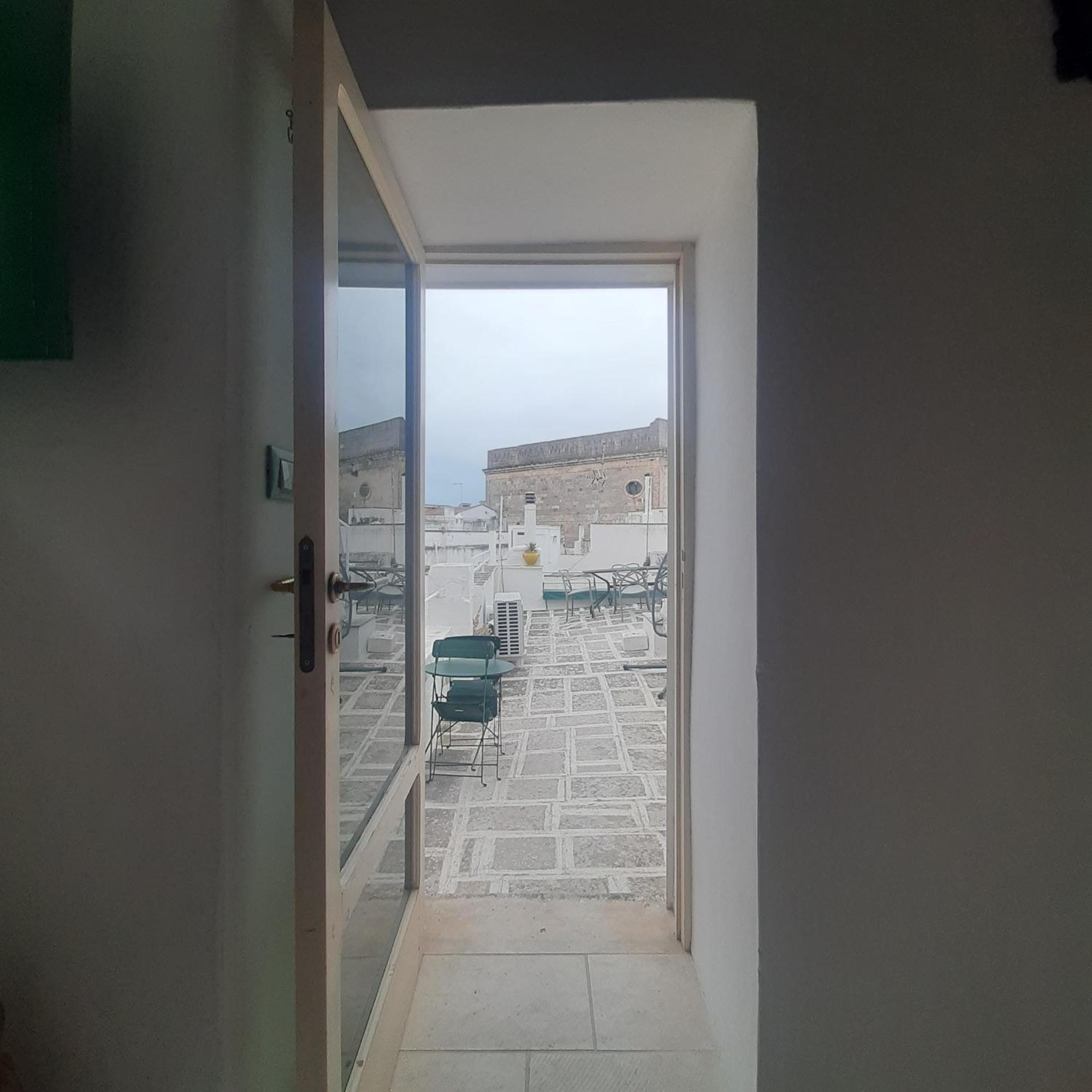 Dimora Lavinia Casa Vacanze Centro Storico Остуни Экстерьер фото