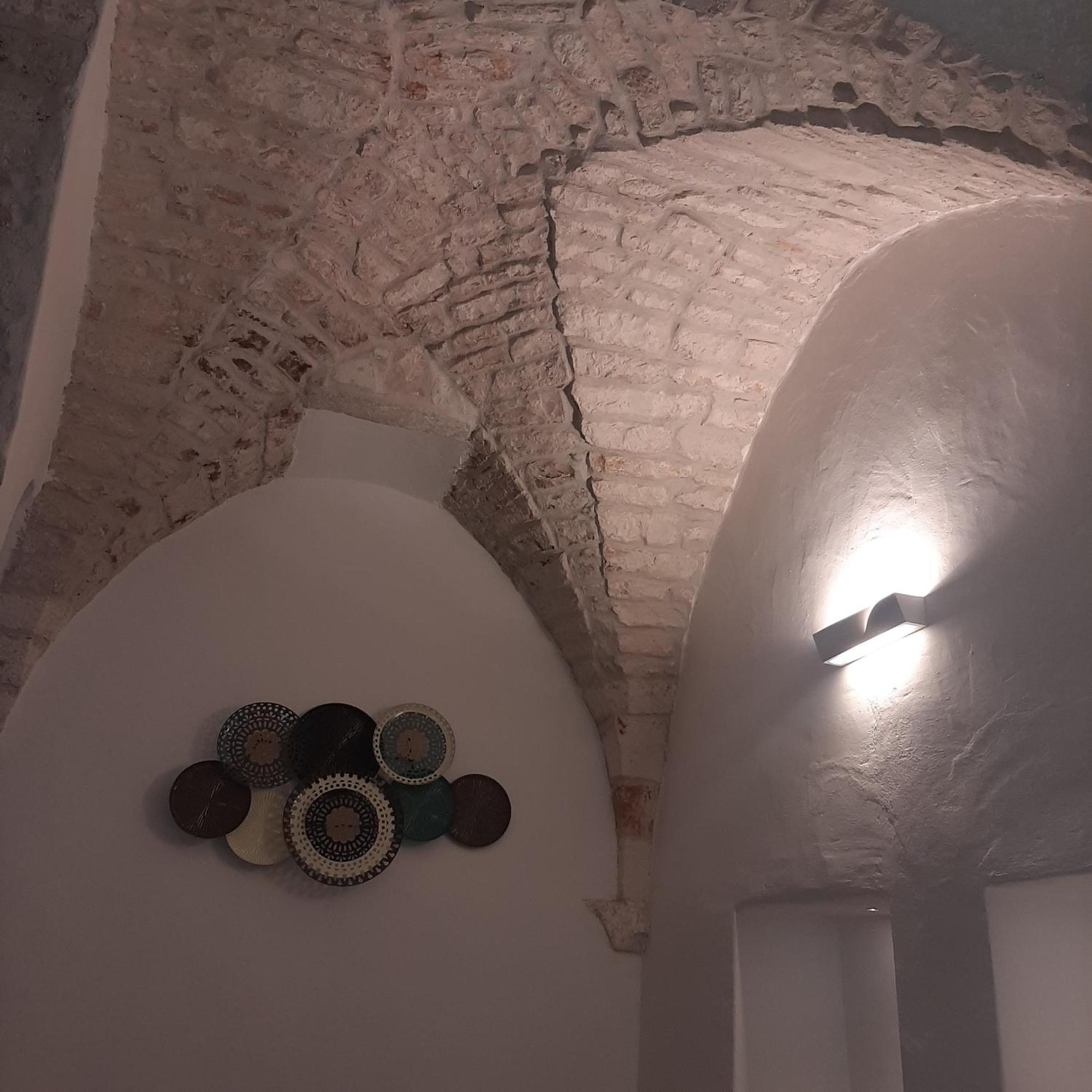 Dimora Lavinia Casa Vacanze Centro Storico Остуни Экстерьер фото